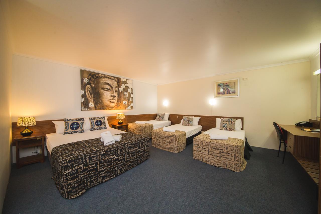 Hampton Villa Motel Rockhampton Bagian luar foto