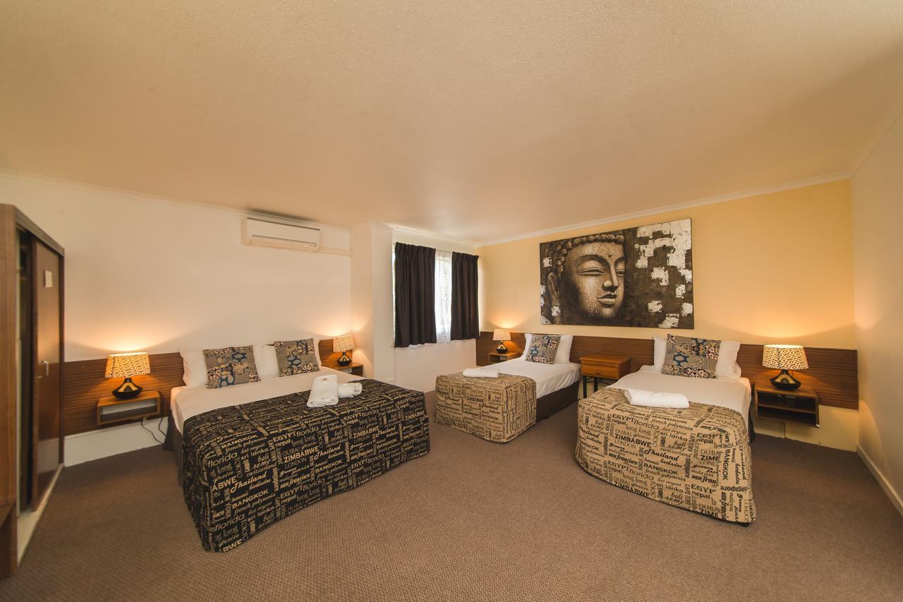 Hampton Villa Motel Rockhampton Bagian luar foto