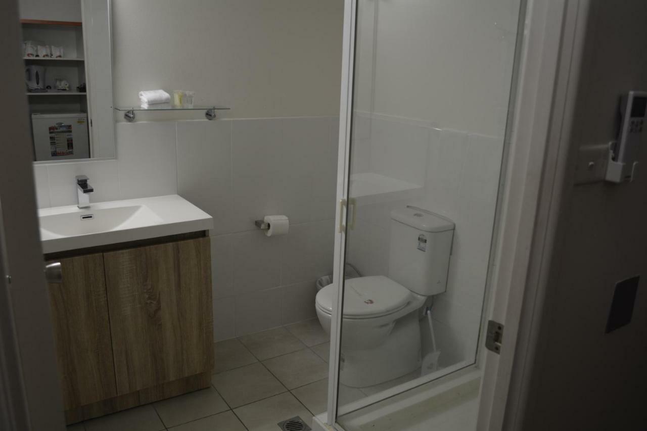Hampton Villa Motel Rockhampton Bagian luar foto